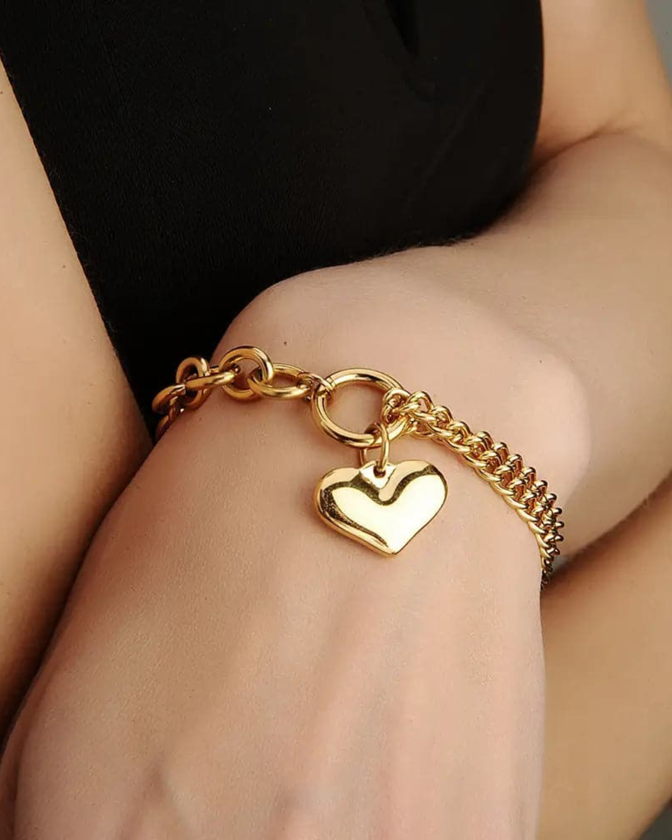Heart Winklet Bracelet