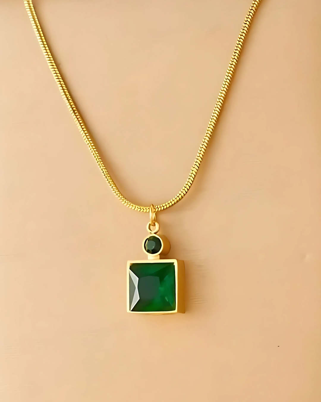 Gold green stone pendant