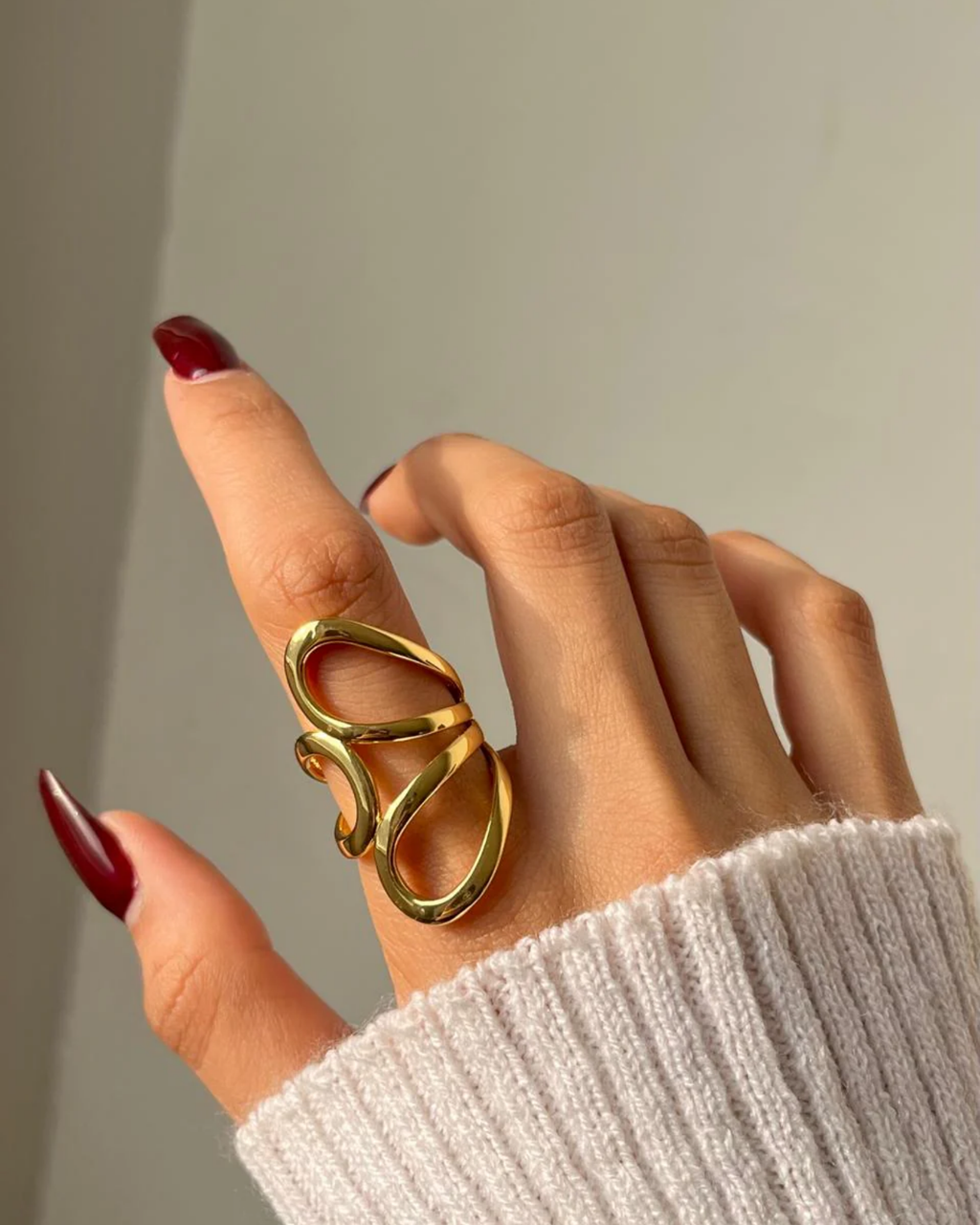 Aria interlock ring