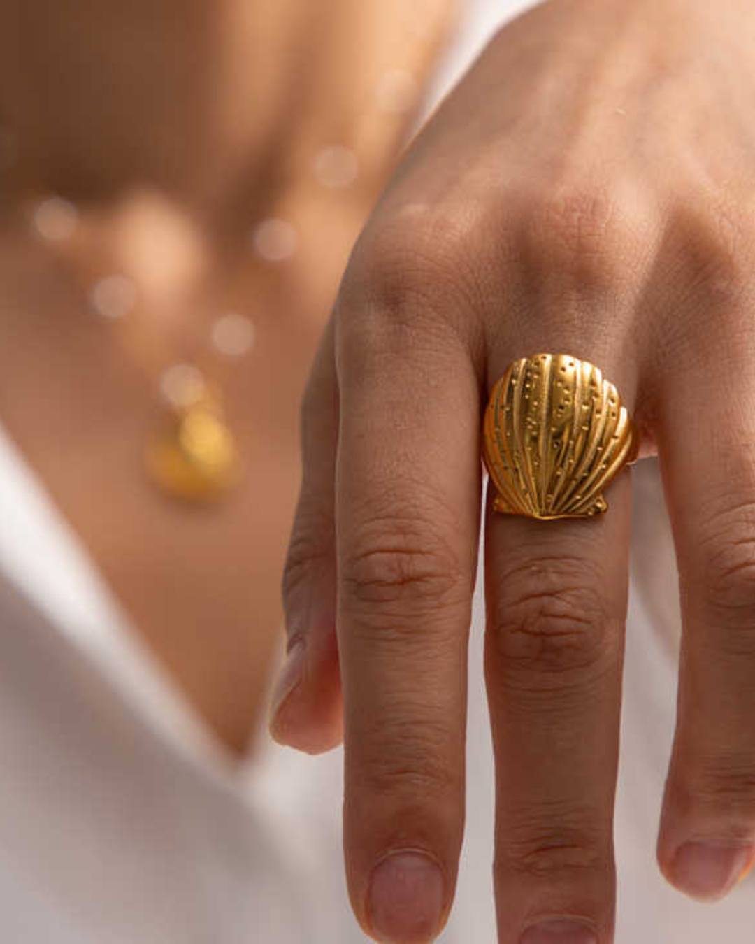 Ostra Shell Ring