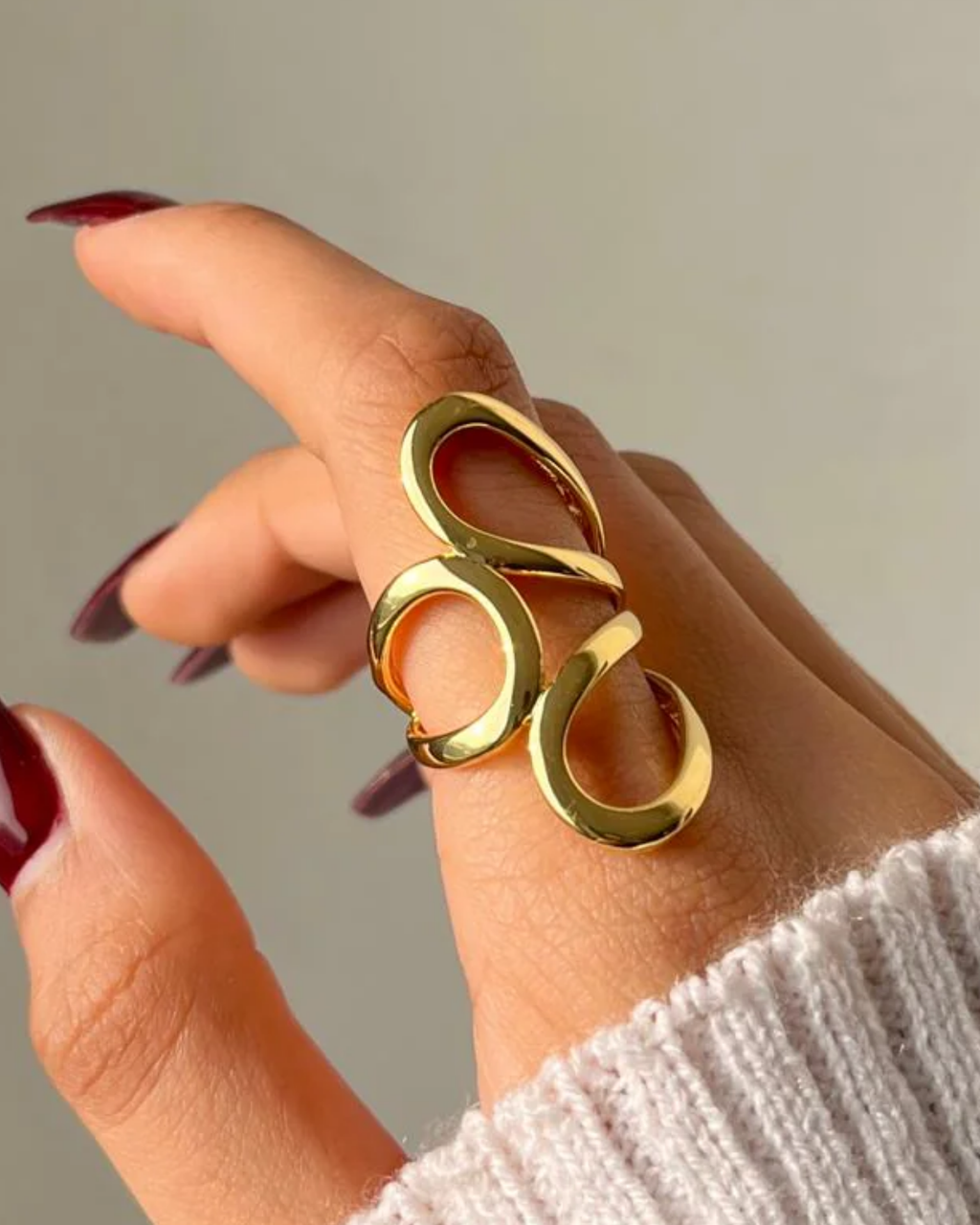 Aria interlock ring