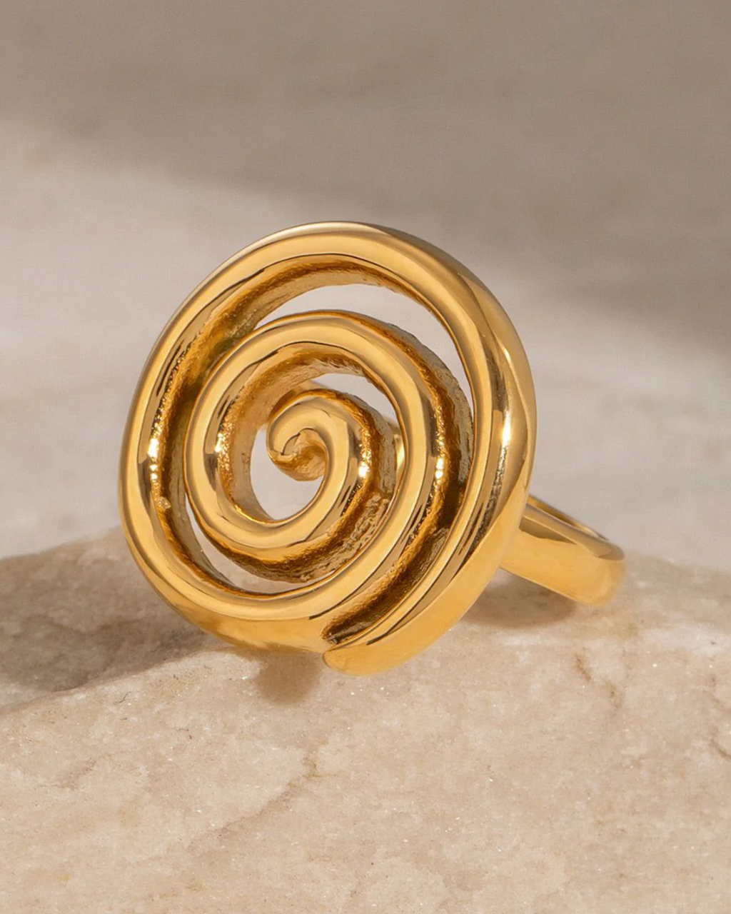 Aria Spiral Ring