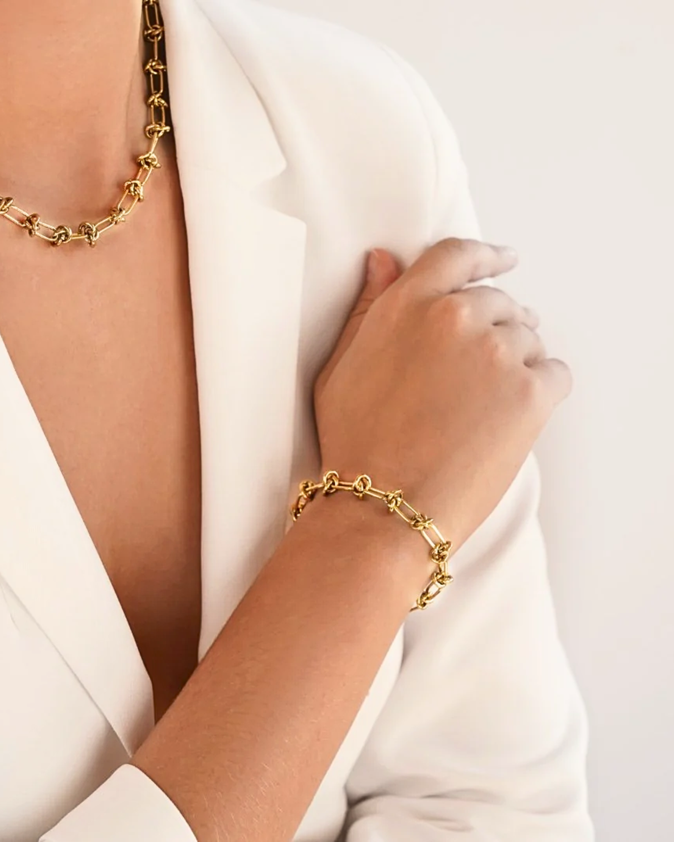 Hold Me Knot Bracelet