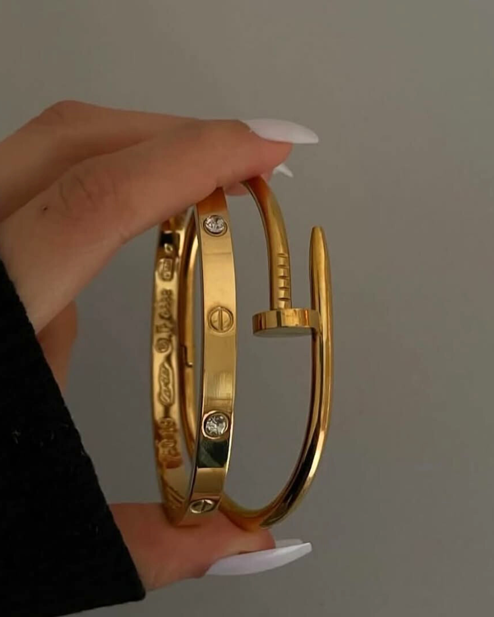 Muse white stack of 3