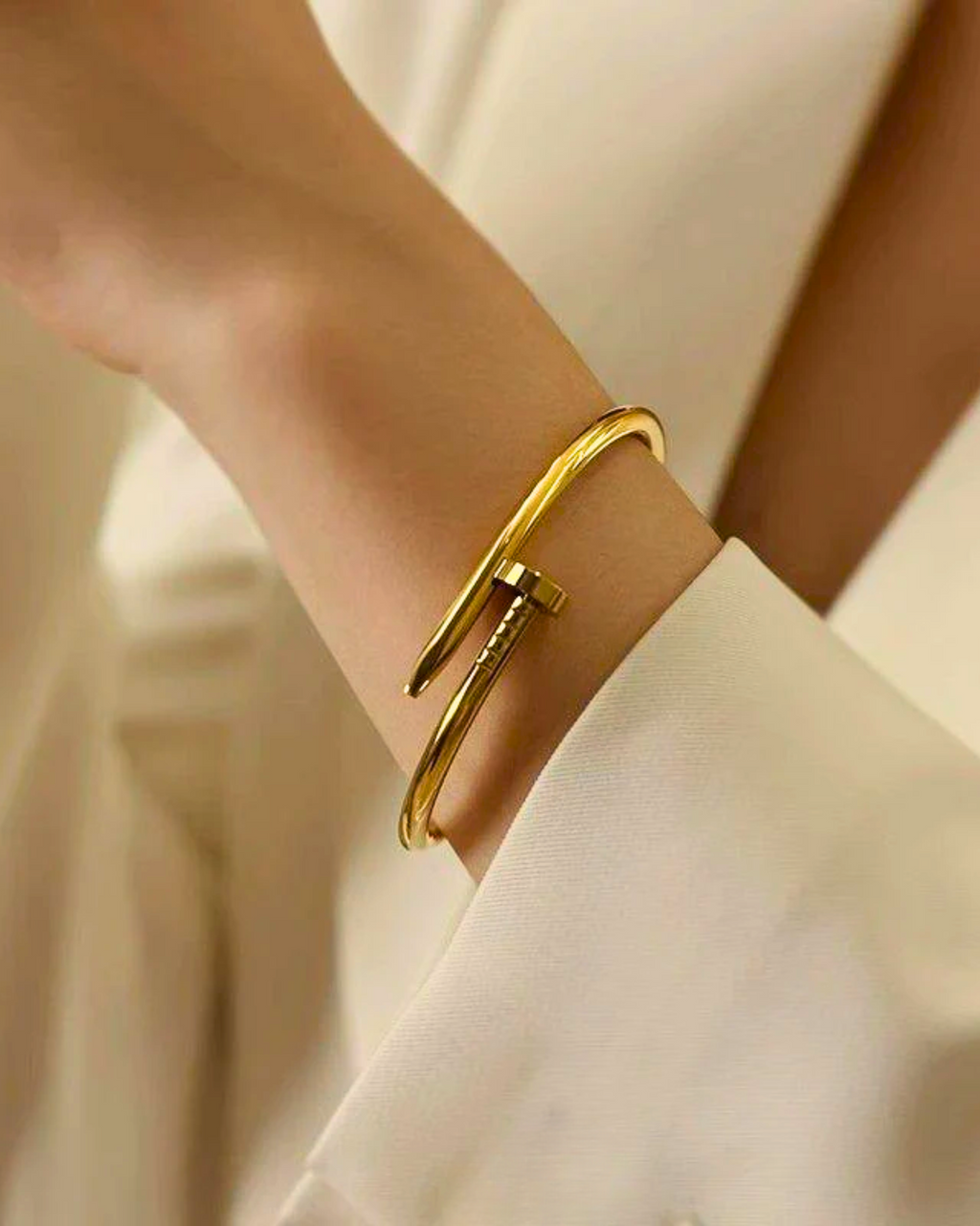 Muse white stack of 3