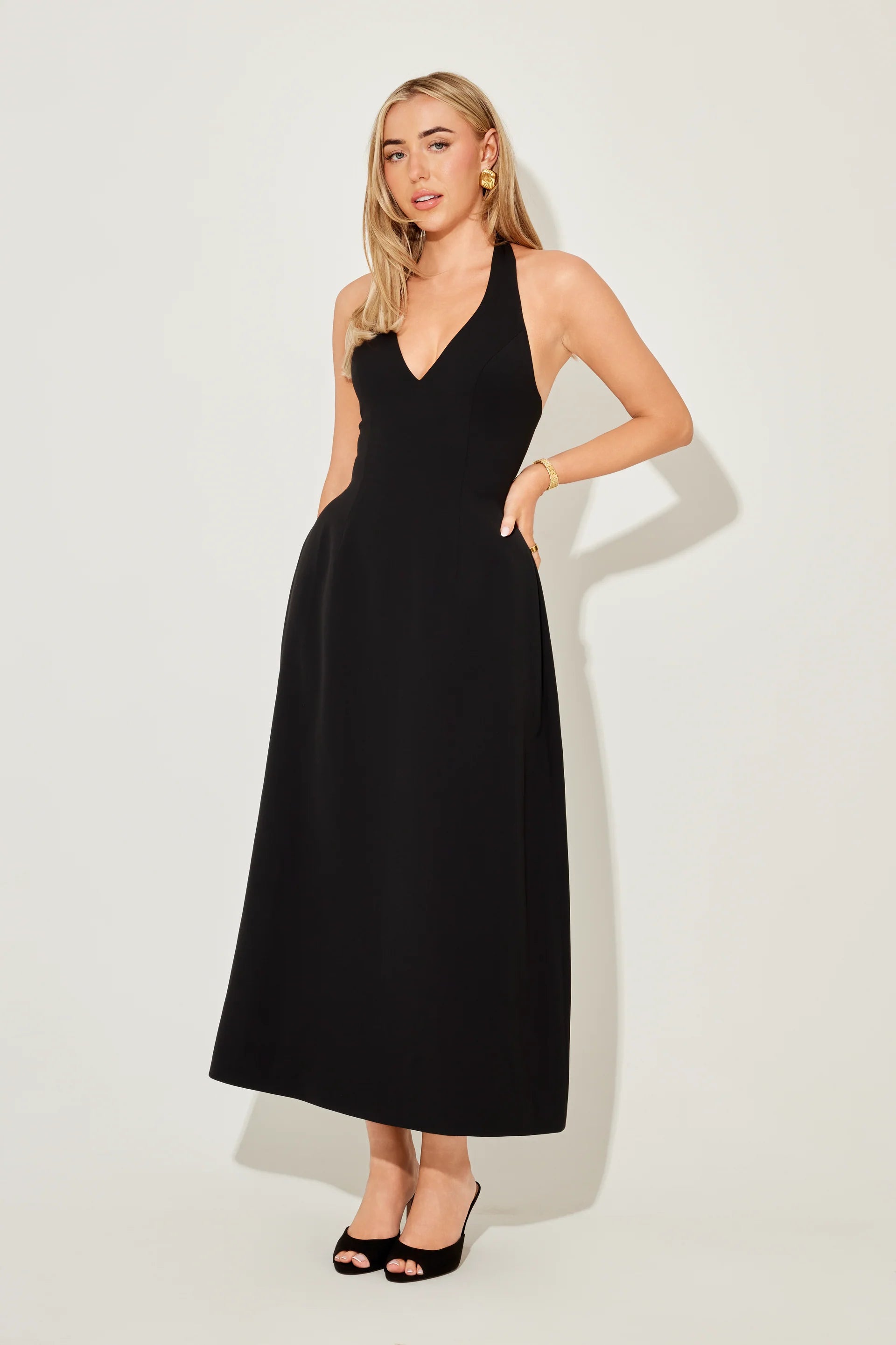 The July Muse Volume Skirt Midi Dress