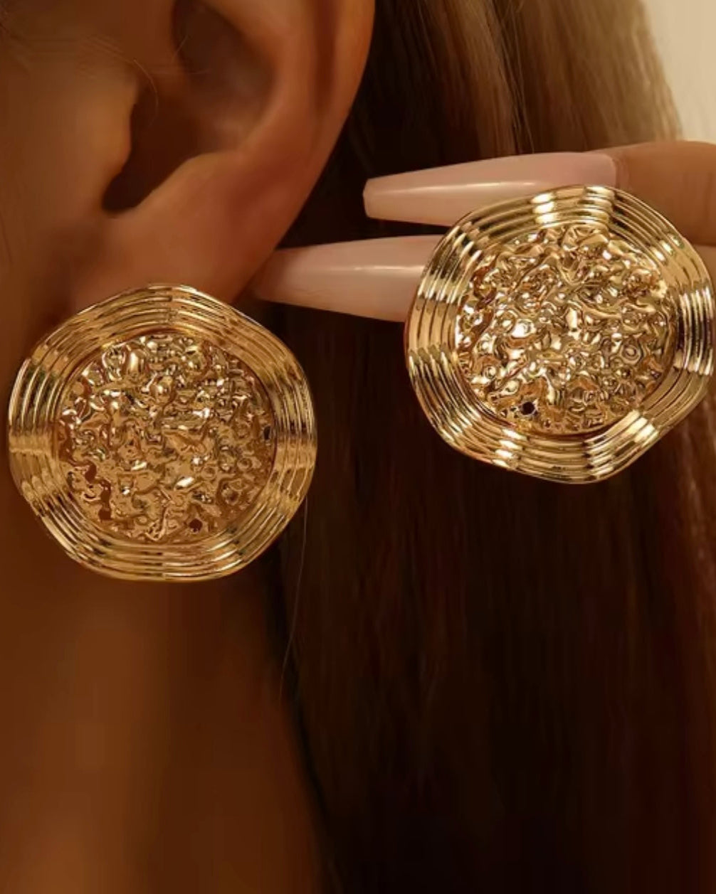 Vitange Sierra Studs