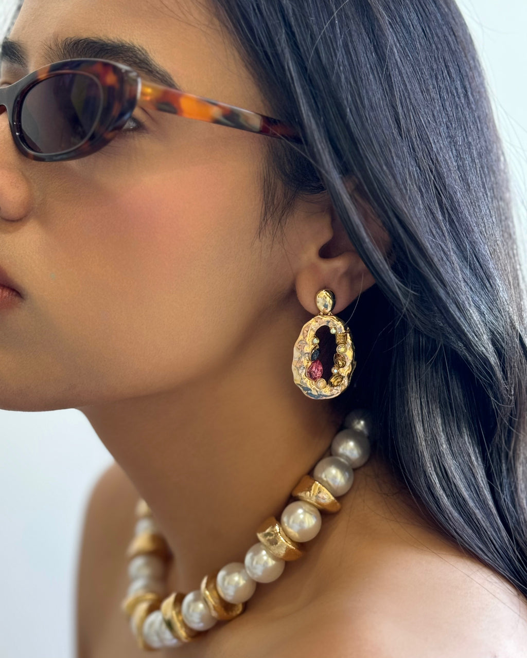 Scallop Stone Earring